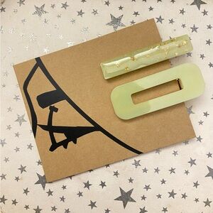 Light Green and Gold Flakes Hair Clips Set